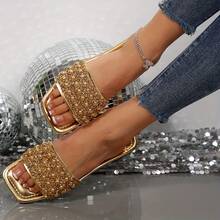 Sandal Selop Nyaman Ukuran Besar Warna Gading Metalik dengan Hiasan Mutiara dan Rhinestone, Sandal Datar Elegan dan Serbaguna untuk Pesta, Pantai, dan Pemakaian Sehari-hari, Ukuran 41-43 - Emas - View 3
