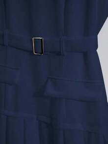 Vestido de tejido blanco de corte elegante, estilo francés, con cuello redondo, sin mangas, cinturón en la cintura, dobladillo plisado para mujeres, ideal para primavera/verano, negocios casuales, graduación - Azul marino - Ver 5