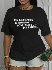 Suave, transpirable y ligera para comodidad durante todo el día. Una camiseta casual de cuello redondo, diseñada para primavera y verano, con el estampado: "Se me acabó la medicina, y también mi paciencia." Lavable a máquina, elegante y versátil, es una excelente prenda para usar en capas, perfecta para vacaciones. Cuello redondo clásico con un corte relajado que favorece todas las formas del cuerpo y es fácil de combinar con jeans, pantalones cortos y leggings. - Negro - Ver 12