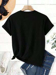 Camiseta con Estampado Gráfico para Mujer de Under The Radar con Diseño de Anime y Demonios - Top Casual de Manga Corta con Cuello Redondo para Primavera y Verano, Negro con Detalles Rojos, Ropa Casual |       Camiseta con Gráficos de Anime |       Camiseta de Manga Corta con Cuello Redondo, Estilo Vintage Urbano, Estampado Vibrante, Unisex, de Algodón Holgado |   Diseño exquisito |   Suelto y cómodo |   Fácil de combinar | - Negro - Ver 3