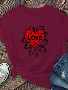 Camiseta de manga corta para mujer con estampado "Chain Heart LOVE", hecha de fibra de poliéster suave y transpirable, elasticidad media, lavable a máquina, camiseta casual de manga corta con cuello redondo y estampado, una prenda imprescindible para primavera y verano, top de manga corta, ropa de mujer. - Rojo - Ver 2