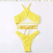 Nuevo bikini sexy de dos piezas con tiras cruzadas y tela ondulada multicolor, traje de baño moderno para mujer. - marrón - Ver 7