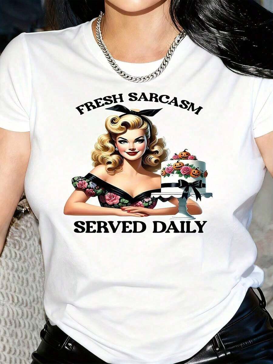 Camiseta Vintage Morado Claro para Mujer - Camiseta Retro Lavanda Pastel con Diseño Divertido de Pastel "Fresh Sarcasm Served Daily", Camiseta Suave para Uso Diario, Cosplay, Fiestas Temáticas, Conjuntos Casuales - Camiseta para Mujer Lavable a Máquina, Cuello Redondo, Tela - Blanco - Ver 1