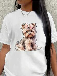 Camiseta de manga corta, ligera y duradera, con un bonito diseño estampado de Yorkshire Terrier, es perfecta para descansar en casa, comer en un restaurante o salir a disfrutar de un paseo tranquilo al aire libre. Está diseñada para la comodidad diaria y está confeccionada con un tejido suave. - Blanco - Ver 7