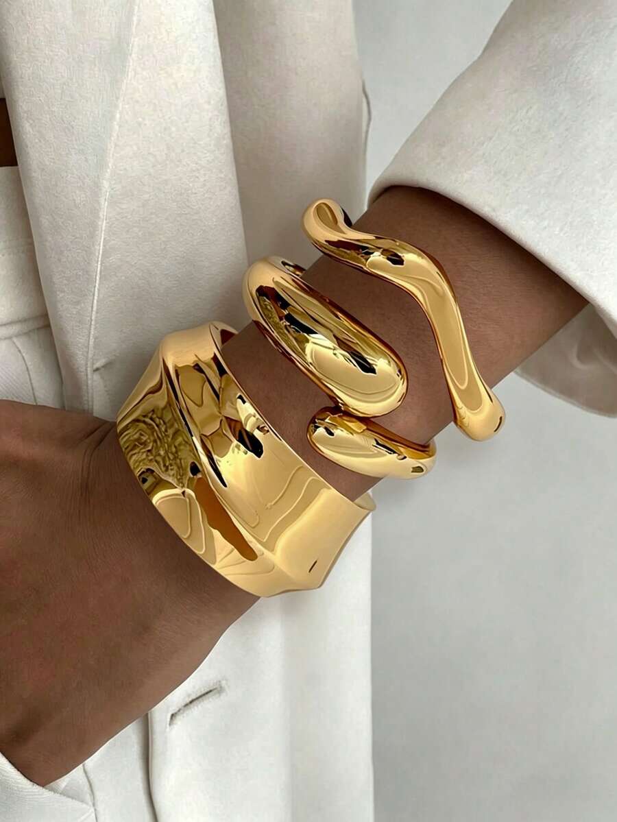 Conjunto de 3 pulseiras douradas vintage com design amplo e exagerado, elegantes e modernas, com formato assimétrico e suave de gota d'água, perfeitas para mulheres. Ideais para o dia a dia, encontros, deslocamentos, viagens e muito mais. - ouro1 - Ver 1