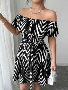Vestido casual y elegante de vacaciones con volantes en la cintura, estampado de rayas azul marino, hombros descubiertos y falda acampanada, adecuado para carnaval, Día del Trabajo, Pascua, vuelta al colegio, playa, jardín y estilo callejero en ve - Blanco y Negro - Ver 3