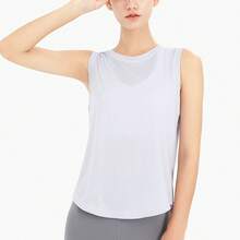 Top deportivo corto para mujer con efecto fresco, secado rápido y diseño de espalda descubierta, ideal para yoga y entrenamiento - TX08 Amarillo crema - Ver 7