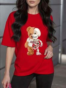 SoftMitad oso de peluche mitad esqueleto que simboliza la dualidad entre ternura y fuerza interior reflejando un equilibrio único camiseta para mujer 100% algodónNew Summer Women's T-shirt, Casual and Comfortable Crew Neck Top - Rojo - Ver 10