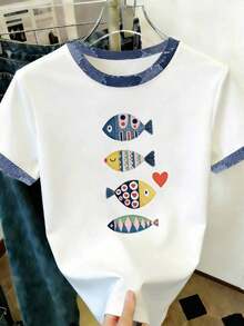 Camiseta de manga corta con cuello redondo y estampado de pez de bloques de color - Blanco 3 - Ver 4