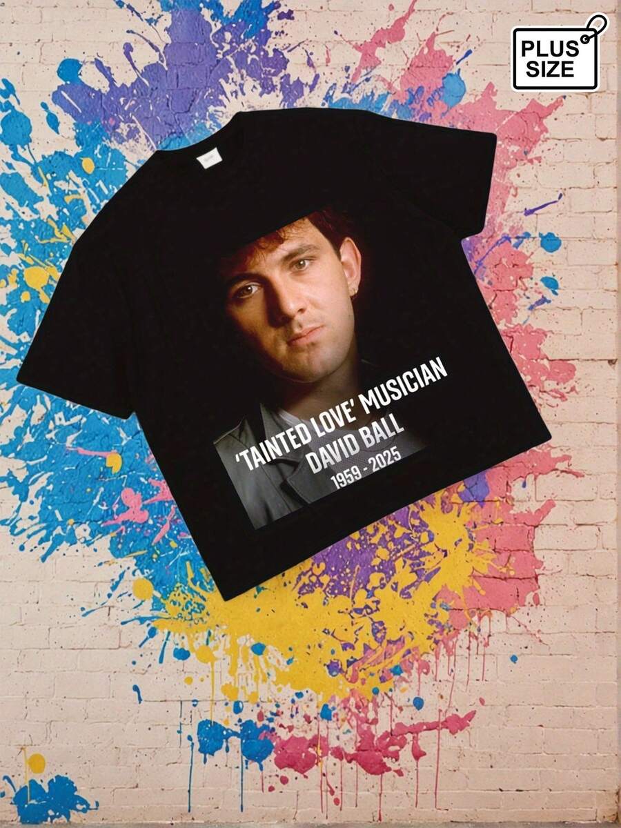Camiseta de talla grande para hombre - Tejido pesado 100% algodón con gráfico de homenaje a David Ball (1959-2025) - Camiseta ligera y transpirable para fans - Lavable a máquina para uso diario y en conciertos - Ropa casual de recuerdo musical para todas las estaciones - Negro - Ver 1