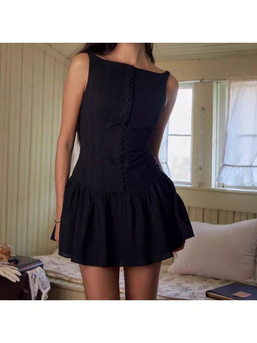 Vestido tirantes sin mangas nueva colección verano 2026, cuello cuadrado deja ver clavículas, diseño ajustado con textura jacquard, estilo sensual delicado con botones frontales - Negro - Ver 1