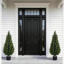 2Packs Artificial Cedar Trees With Black Pot 36"/48"/60" Fake Plants Outdoor Indoor Faux Pine Shrubs Plants Sunlight Resistant Leafy Potted Plant For Xmas Home Front Door Offices Outdoor Realistic Fake Plants Front Porch Decor 2/3/4/5/6FT Xmas New Year 2026 - 綠色 - 查看 3