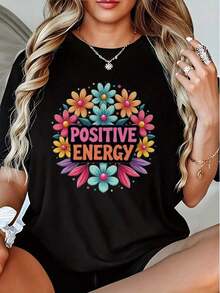 Camiseta única con diseño de flores vibrantes y mensaje de energía positiva ideal para amantes del estilo Y2K en México, cómoda y perfecta para cualquier ocasión, expresa tu personalidad y buen rollo con esta prenda esencial. - Negro - Ver 8