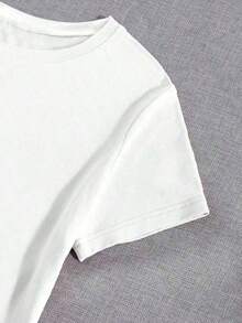 Camiseta gráfica con estampado de leopardo y la frase 'Soccer Mom', estilo casual de verano, linda, estilo universitario, de manga corta, camisetas gráficas para mujer, tops casuales de algodón blanco, tela transpirable, ropa de verano para mujer, para el uso diario en la Copa Mundial y para actividades deportivas y vacaciones. - Blanco - Ver 4