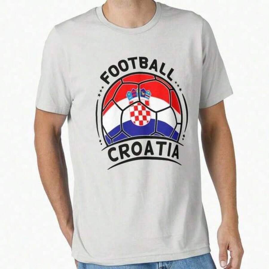 Camiseta Esencial para Fanáticos del Fútbol: Equipo de Fútbol de Croacia con Bandera de Croacia Dentro de un Balón de Fútbol - Negro - Ver 1
