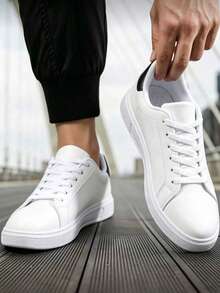 Tenis casuales blancos de talla grande 36-48 unisex, estilo coreano, transpirables, de suela vulcanizada baja, ligeros, de suela blanda y cómodos para parejas, zapatos casuales versátiles para el trabajo y el transporte - Blanco - Ver 5