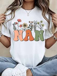 Camiseta de algodón con estampado floral para atuendos casuales y deportivos - Estilo urbano vintage, unisex, holgada, de manga corta y cuello redondo, 100% algodón. - Blanco - Ver 1