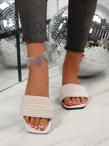 New Arrival Plus Size Luxury Anti-Slip Square Toe Mule Slippers With Rhinestone & Pearl Decor, Fashionable & Versatile For Beach & Resort Wear - Beige - View 4