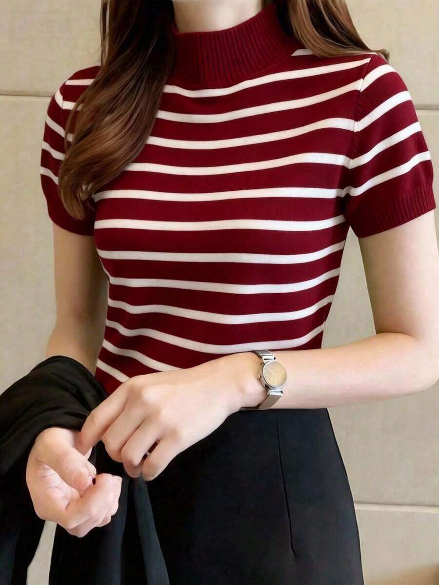 Top de manga corta y cuello alto entallada, prendas casuales minimalistas de uso diario - Burdeos 2 - Ver 1