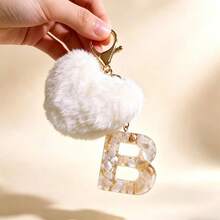 1 pieza Llavero con corazón de letra de resina beige y borla para mujer, accesorio creativo de estilo lindo como regalo para amigos - blanquecino - Ver 21
