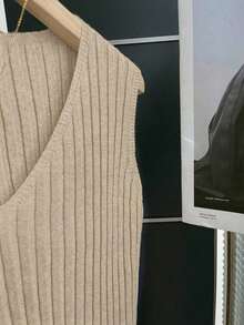 Nueva llegada Primavera/Verano Casual Holgado Crema Color Estilo Coreano Minimalista Acanalado Punto Sin Mangas Capa Chaleco, Versátil Cuello en V Elegante Diario/Trabajo Desgaste, Relajado Estilo Francés, Encanto Extremadamente Simplificado, Mod - Beis - Ver 3