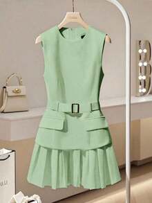 Vestido de tejido blanco de corte elegante, estilo francés, con cuello redondo, sin mangas, cinturón en la cintura, dobladillo plisado para mujeres, ideal para primavera/verano, negocios casuales, graduación - Azul marino - Ver 6