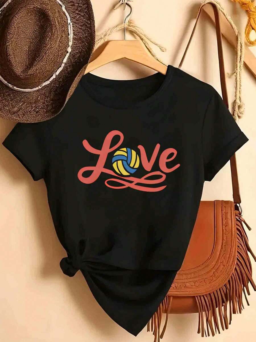 Camiseta de mujer 1 pieza con estampado de patrón de voleibol y letras de amor, moderna y a la moda, estilo vibrante, corte holgado, lavable a máquina, suave y duradera, camiseta casual de manga corta con cuello redondo para mujer, ideal para deportes, actividades al aire libre y uso diario. - Negro - Ver 1