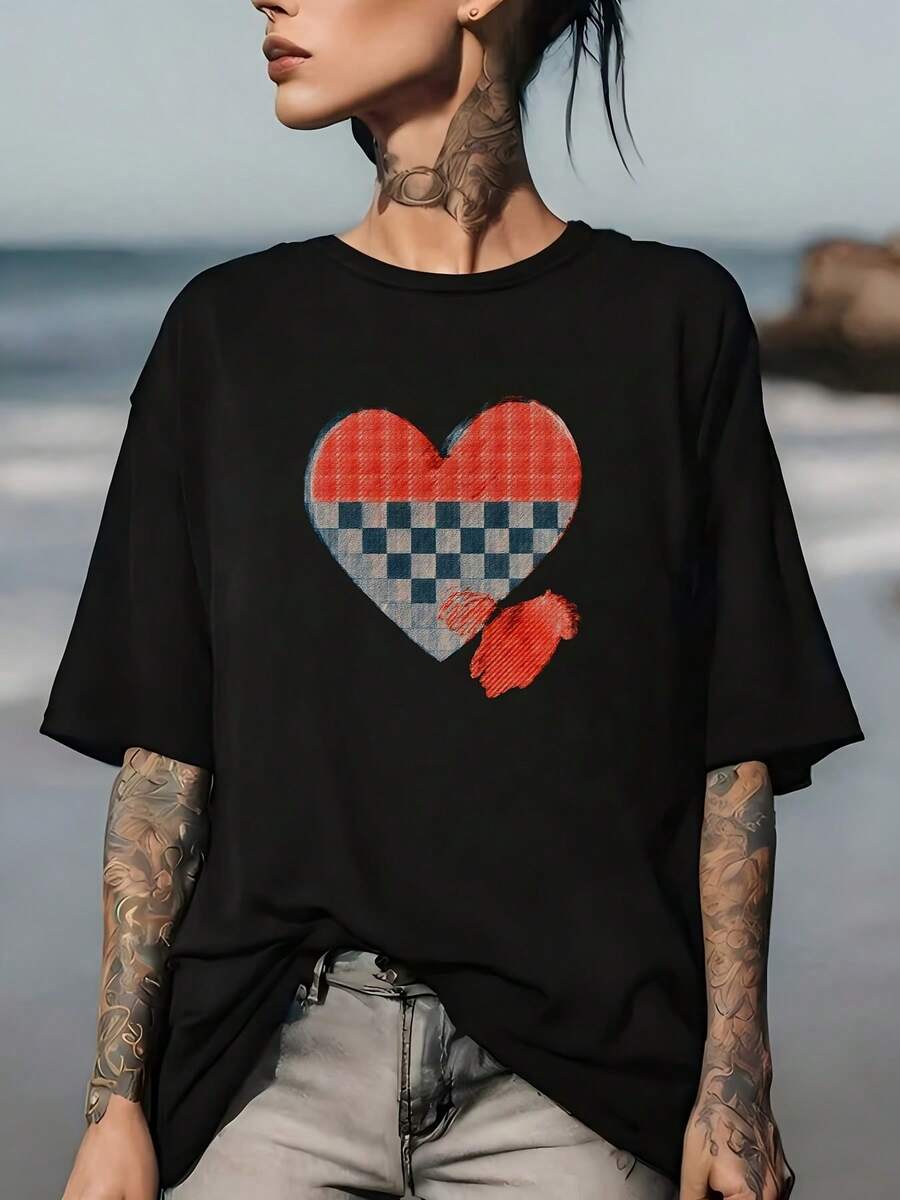 Camiseta Under The Radar con Estampado de Corazón Vintage de 180g para Mujer - Ideal para Regalos de San Valentín, Reuniones Familiares y Eventos de Team Building - Estilo Urbano Vintage, Unisex, de Algodón, Manga Corta, Cuello Redondo - Negro - Ver 1
