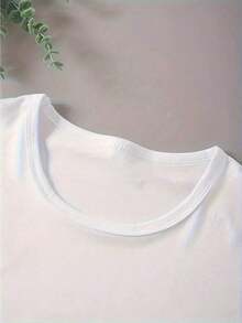 Camiseta de San Valentín para Mujer con Estampado de Gatitos - Manga Corta, Cuello Redondo, Estilo Casual con Estampado de Gatitos y Huellas, - Blusa Cómoda para Atuendos Casuales y Eventos Temáticos (Lavable a Máquina) - Blanco - Ver 3
