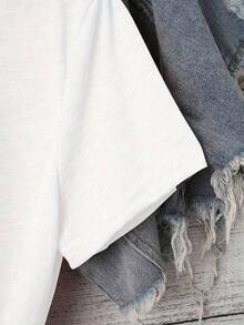 Oferta Especial Relámpago! Camiseta Casual de Manga Corta para Mujer, Estampada con "Introvertida Desde 50.72 Metros" - 100% Ligera (180 Gramos/Metro Cuadrado), Corte Holgado, Lavable a Máquina, Blanca con Letras Negras, Ropa Casual |   Camisa de corte holgado |   Ropa de Verano Fresca para Mujer en Tejido de Punto - Blanco - Ver 5