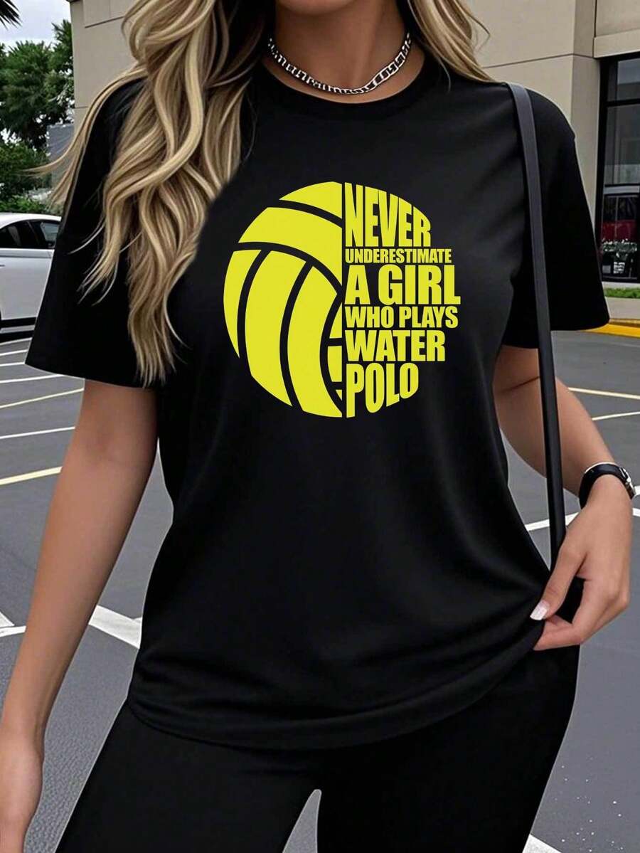 Una camiseta de manga corta para mujer con un diseño creativo de voleibol con estampados modernos y divertidos. Este top elástico de cuello redondo es perfecto para un uso cómodo al aire libre en primavera y verano. Tiene un diseño lindo