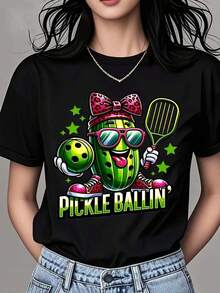 Camiseta de cuello redondo para mujer con estampado de pepino de dibujos animados jugando con raqueta y pelota, manga corta para uso casual y actividades deportivas. - Negro - Ver 6
