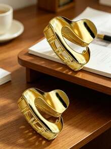 2pcs Medium Gold Hair Clips, Suitable For Women And Fine Hair, Fashion Hair Accessories, Hair Claws, Suitable For Spring/Autumn Casual Vacation Outfits. Gold Hair Clips, Hair Claws, Hair Pins, Hair Clips, Hair Accessories Beach Claw Clips Vacay Hair Clutch - Gold - View 3