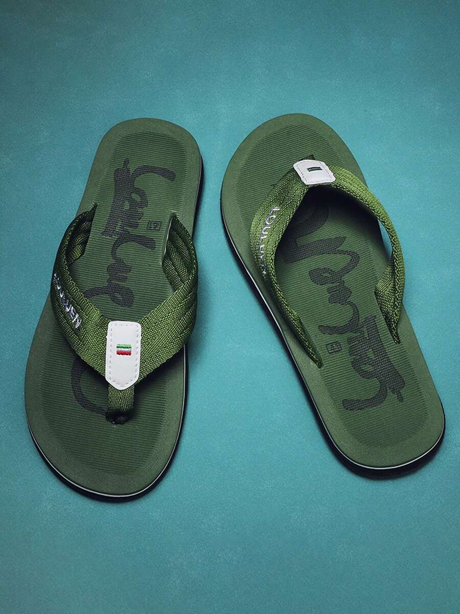 Sandal Jepit Pria Musim Panas Retro Warna Polos dengan Cetakan Huruf, Sol Lembut Nyaman untuk Pantai, Jalanan, Tahan Lama dan Tidak Mudah Berubah Bentuk, Minimalis Serbaguna Cocok untuk Bepergian, Liburan, dan Sehari-hari di Rumah - Hijau - View 1