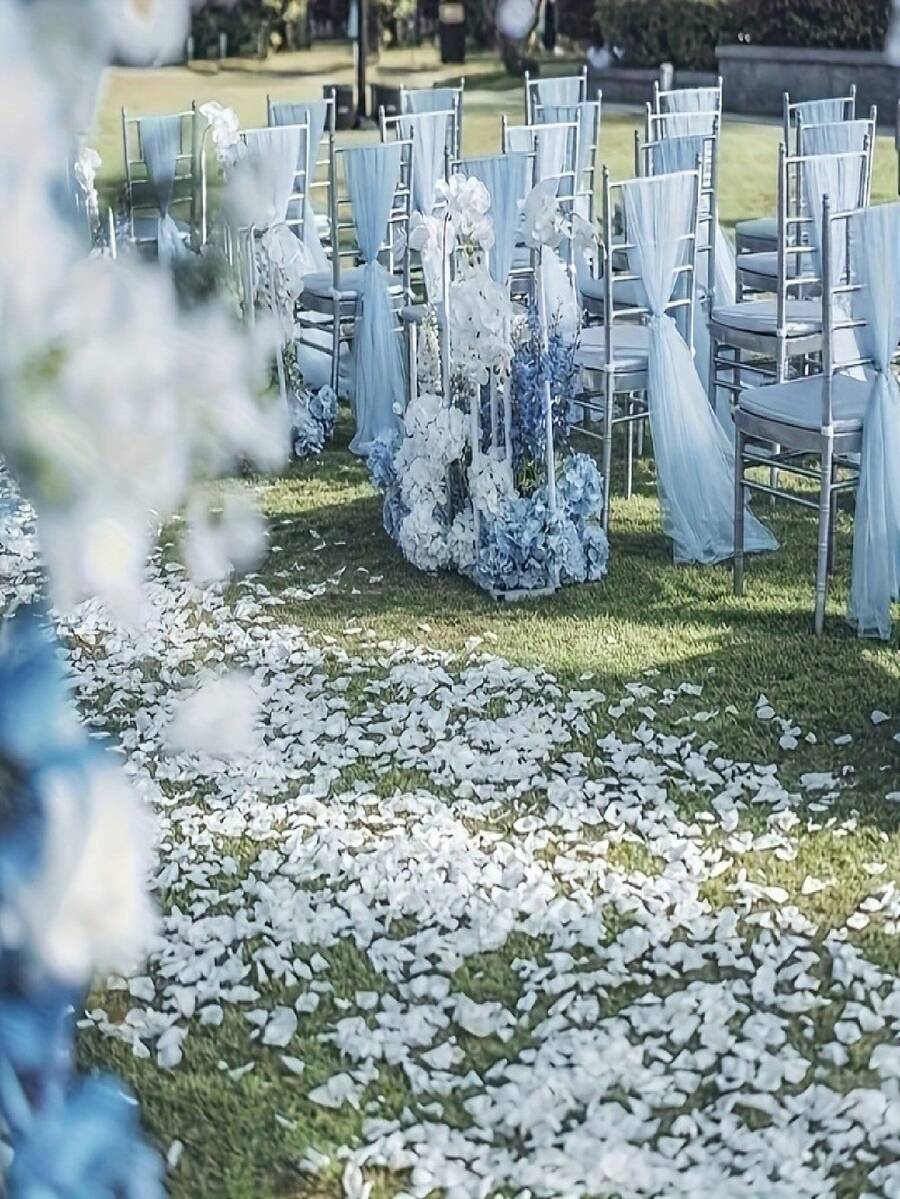 2000pcs Artificial White Rose Petals | Realistic Fake Flower Petals For Wedding Aisle Decor, Backdrops, Valentine's Day, Proposals, Photo Booth - Decorations