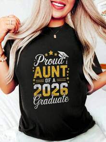 Camisetas Premium Casuales Unisex Bonitas   Camisetas Premium Casuales Unisex Bonitas   100% Algodón   Camiseta con Estampado "Tía Orgullosa de un Graduado de 2026, Clase de 2026"   Camiseta Gráfica para Mujer y Hombre   Cuello Redondo Cómodo   Camisetas para Vacaciones de Verano - Negro - Ver 5