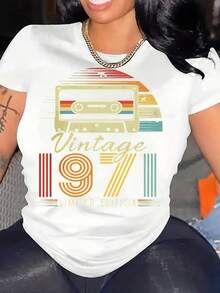 Casual T-Shirt With Vintage 1971 Cassette Tape Design, Limited Edition, Retro Style For Music Lovers And Nostalgia Fans, Perfect For Casual Wear, Parties And Everyday Outfits For Women. - 白色 - 查看 6