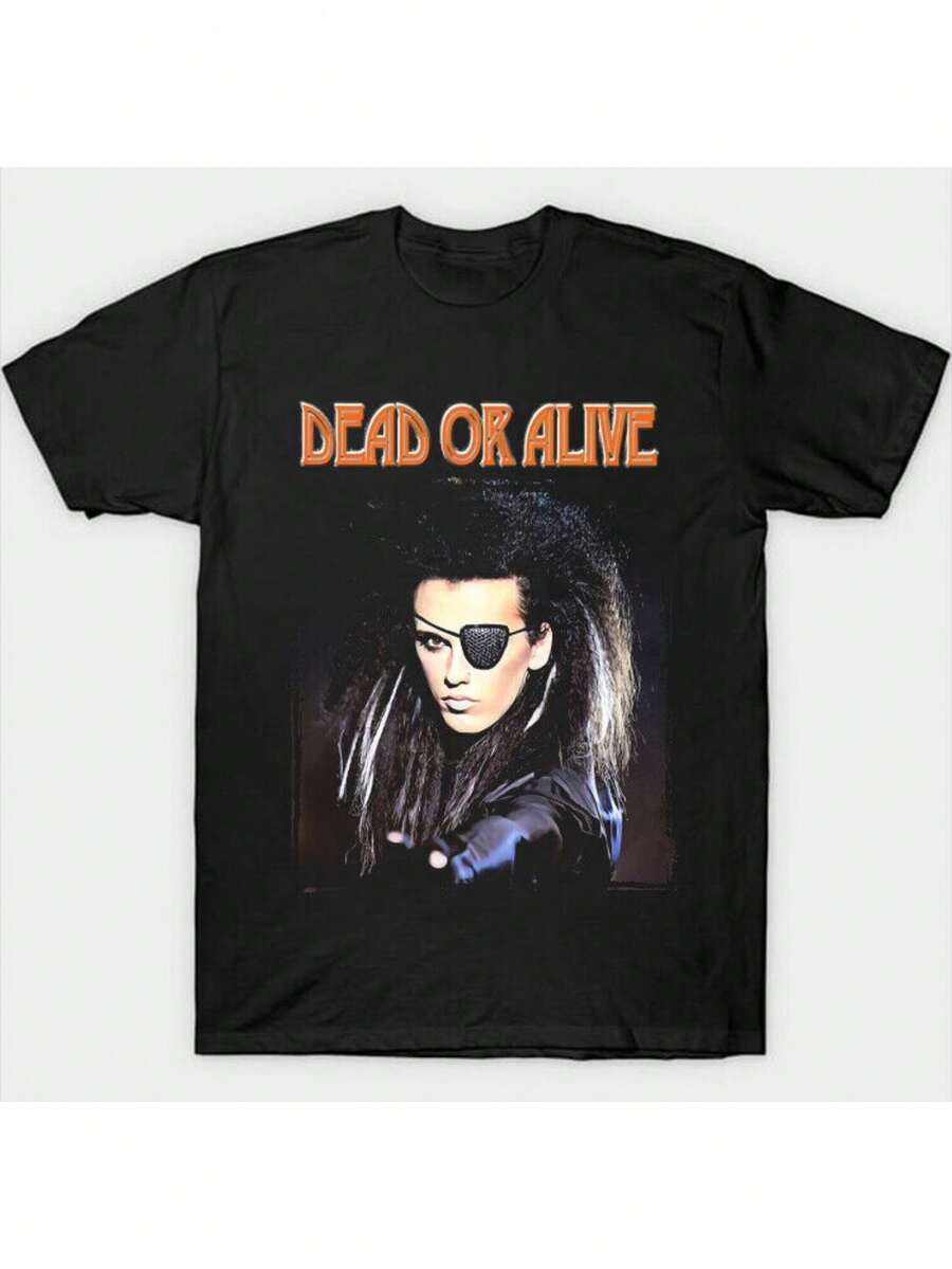 Dead Or Alive Band-Grafik-T-Shirt – erhältlich in Unisex-Größen S-5XL, mit dem ikonischen Logo und musikalischem Artwork. Dieses lässige T-Shirt mit Rundhalsausschnitt und kurzen Ärmeln ist sowohl für Männer als auch für Frauen geeignet und bietet das ganze Jahr über Komfort. Hervorragend - Schwarz - Übersicht 1
