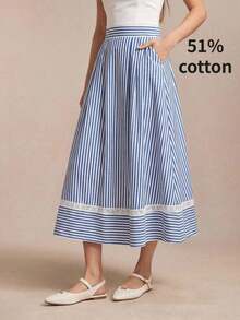 Falda de mujer con diseño de parche, bolsillo lateral y dobladillo de encaje hueco, versátil para oficina, formal, casual y romántica para el transporte urbano, nueva colección primavera/verano - Azul y blanco - Ver 12
