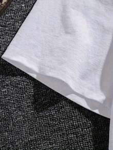 Camiseta de cuello redondo con estampado de letras - Tejido de poliéster - Diseñada para mujeres - Ligera y holgada, adecuada para todas las estaciones. - Blanco - Ver 4