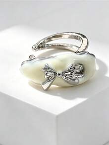 Anting Jepit Tanpa Tindik dengan Hiasan Zirkonia Warna-warni, Cocok untuk Pemakaian Sehari-hari, Liburan, dan Pesta Wanita - Putih - View 2
