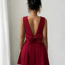 guangzhougaolangshangmao  Nuevo vestido elegante y sexy con escote en V, espalda descubierta y ajustado con lazo en la cintura, color burdeos, estilo europeo de lujo, adecuado para el Día de la Independencia y vacaciones - Verde Oscuro - Ver 5