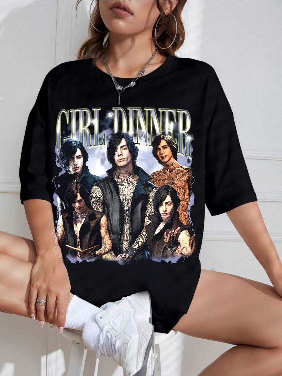 V 5 Girls T-Shirt, Gamer Meme T-Shirt, DMC 5 Merchandise, New For 2026, V Dante Girl Dinner T-Shirt, Video Game Character Print T-Shirt, Unisex Casual Short Sleeve T-Shirt, Available In Plus Sizes. - 黑色 - 查看 1