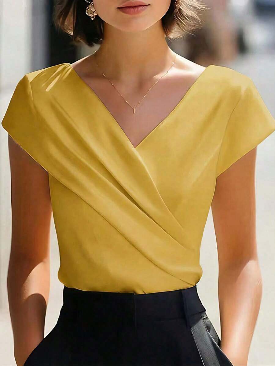 Camiseta de mujer de unicolor, elegante, con escote en V y mangas cortas cruzadas - Amarillo - Ver 1