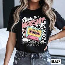 Camiseta Boho Retro Cristiana para Mujer con Estampado de Casete, Manga Corta - Negro - Ver 3
