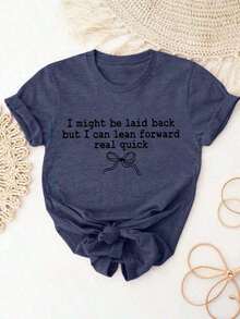 2026 Summer ELYSIAN WEAR Women's T-Shirt 180G, Casual Loose Fit, Crew Neck, Short Sleeve, Graphic Print With The Humorous Phrase "I May Be Laid-Back, But I Can Bend Forward Real Fast." Ideal For Everyday Wear, Comfortable And Soft, Made From A Cotton Blend, Suitable For Women Who Love Humor And Relaxed Style. Loose And Comfortable Graphic Tees. - 海軍藍 2 - 查看 7
