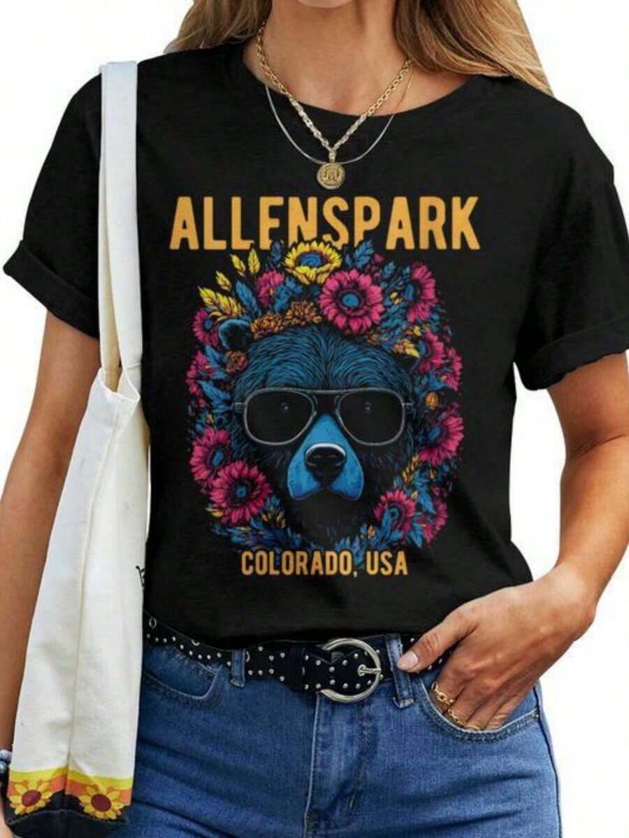 Allenspark Colorado USA Oso con Gafas de Sol y Flores Camiseta para Mujer Camiseta casual para mujeres. - Negro - Ver 1