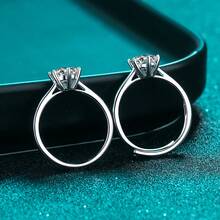 Swaro Anillo de plata esterlina S925 con moissanita de 1 quilate y 50 puntos para mujer, estilo , con seis puntas Zhoujia, directo del fabricante.Diamante sintético Moissanita, pasa detector de diamantes - zirconia de 4 mm - Ver 4