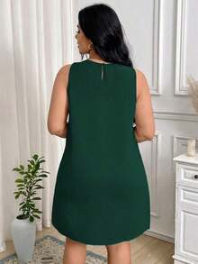 Vestido corto sencillo sin mangas de cuello redondo de unicolor para mujer talla grande - Verde Oscuro - Ver 2