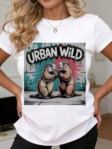 Camiseta Gráfica de Pareja de Marmotas Urban Wild para Mujeres y Hombres con Diseño de Fondo Urbano, Perfecta para Atuendos Casuales y Actividades al Aire Libre, Adecuada para Uso Casual y Deportivo - Blanco - Ver 1